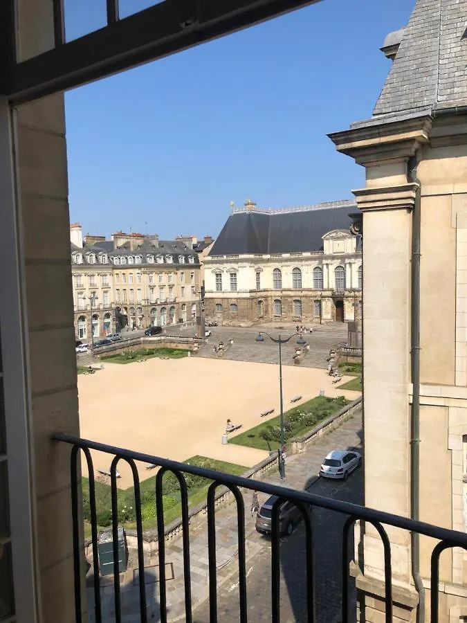 House Of Parlement, Appartement De Charme, Centre Historique De Rennes 0*,
